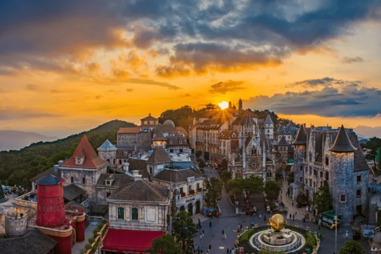 From Da Nang: 1 Day in Ba Na Hills – French Village - Golden Bridge  – Group tour (Lunch)